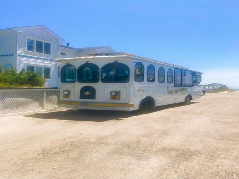 By The Sea Guests Bed Breakfast Suites image