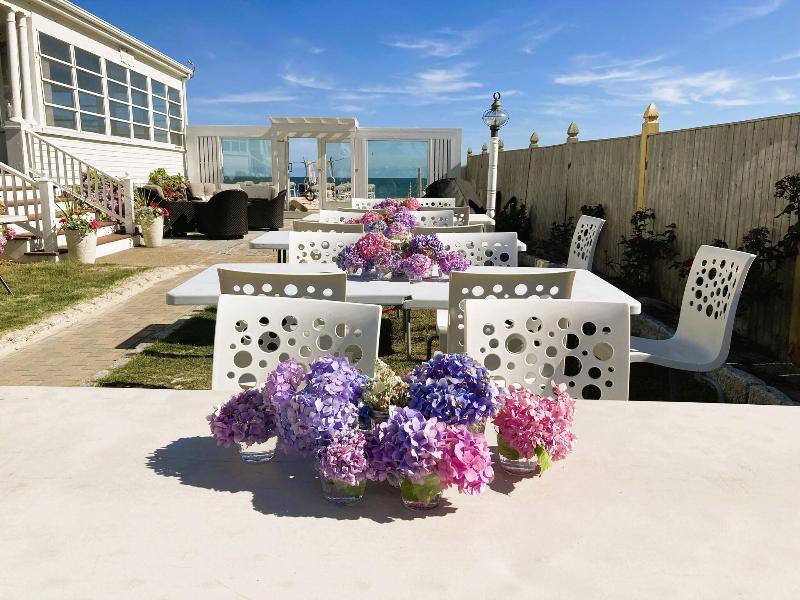 By The Sea Guests Bed Breakfast Suites image