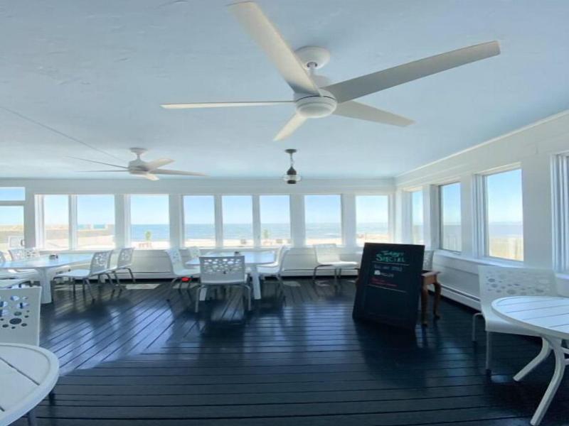 By The Sea Guests Bed Breakfast Suites image