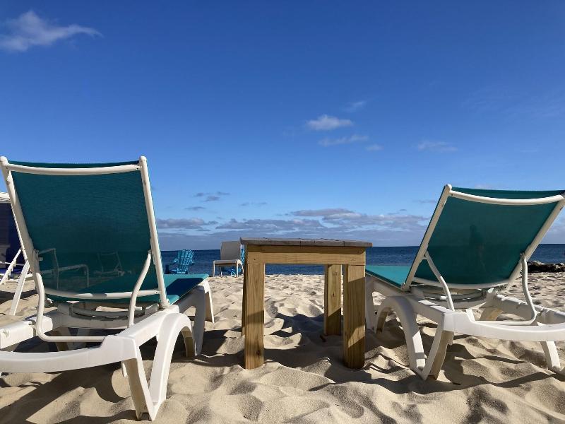 By The Sea Guests Bed Breakfast Suites image