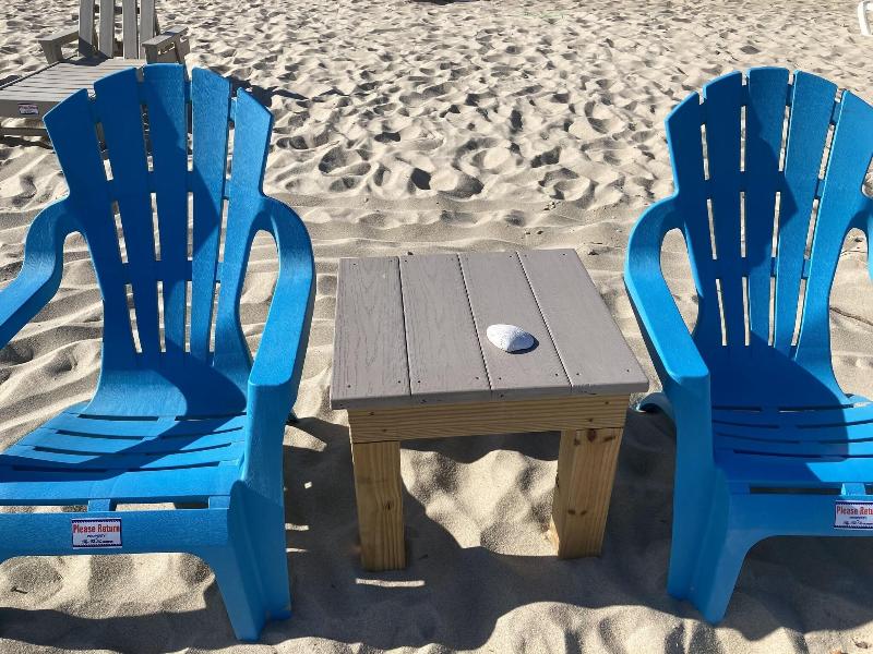 By The Sea Guests Bed Breakfast Suites image