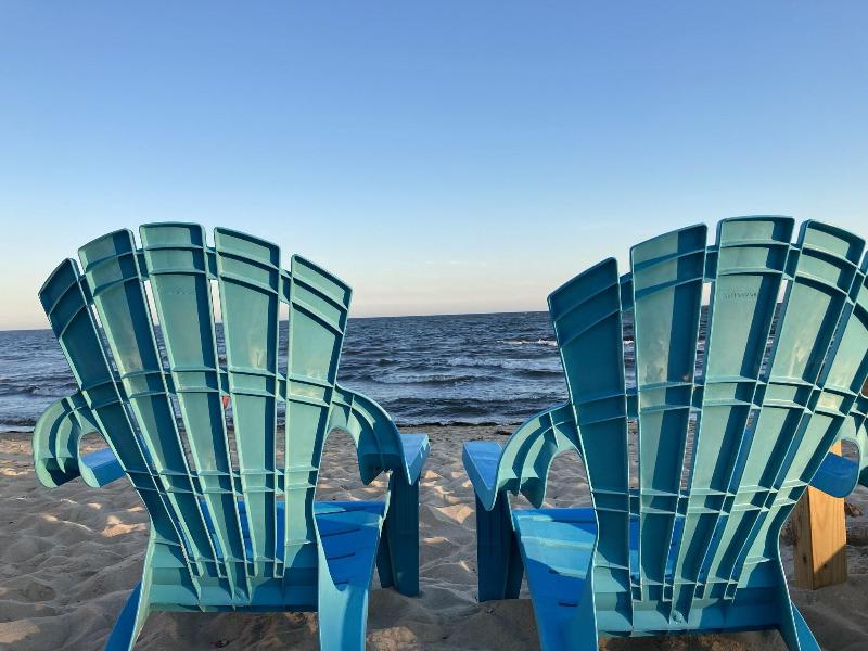 By The Sea Guests Bed Breakfast Suites image