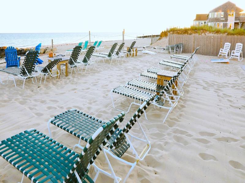 By The Sea Guests Bed Breakfast Suites image