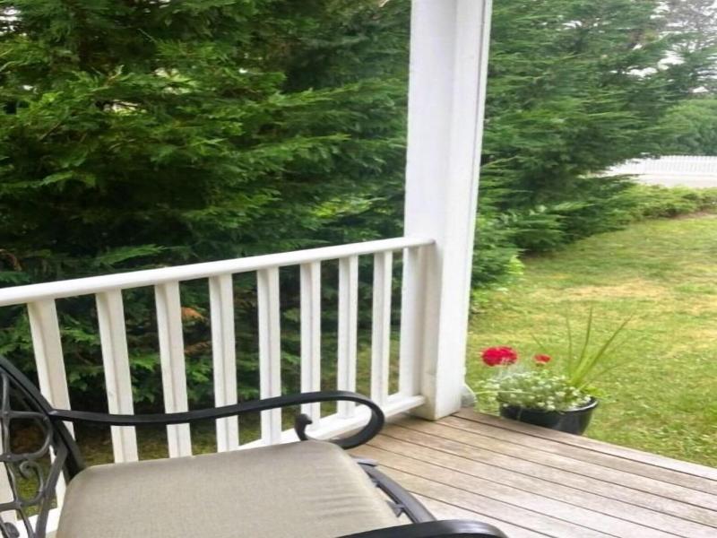 By The Sea Guests Bed Breakfast Suites image