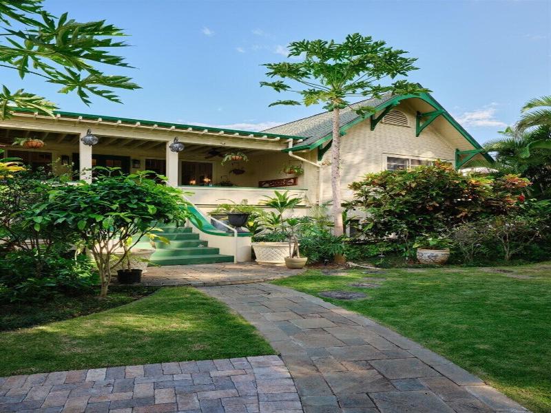 The Historic Wailuku Inn
