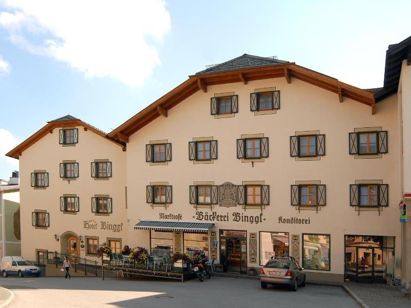 Hotel Binggl image