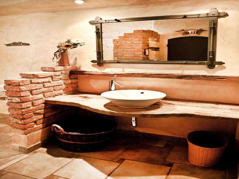 Hotel Binggl image