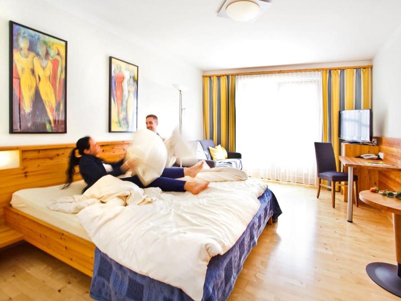 Hotel Binggl image