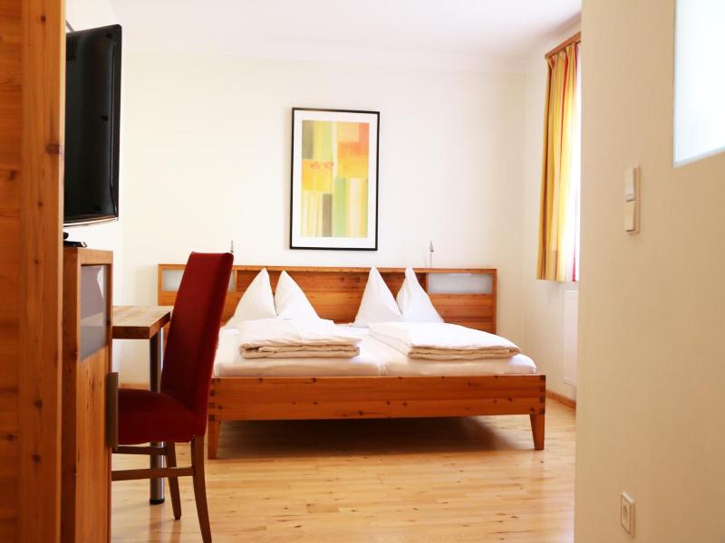 Hotel Binggl image