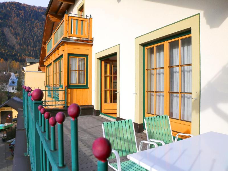 Hotel Binggl image
