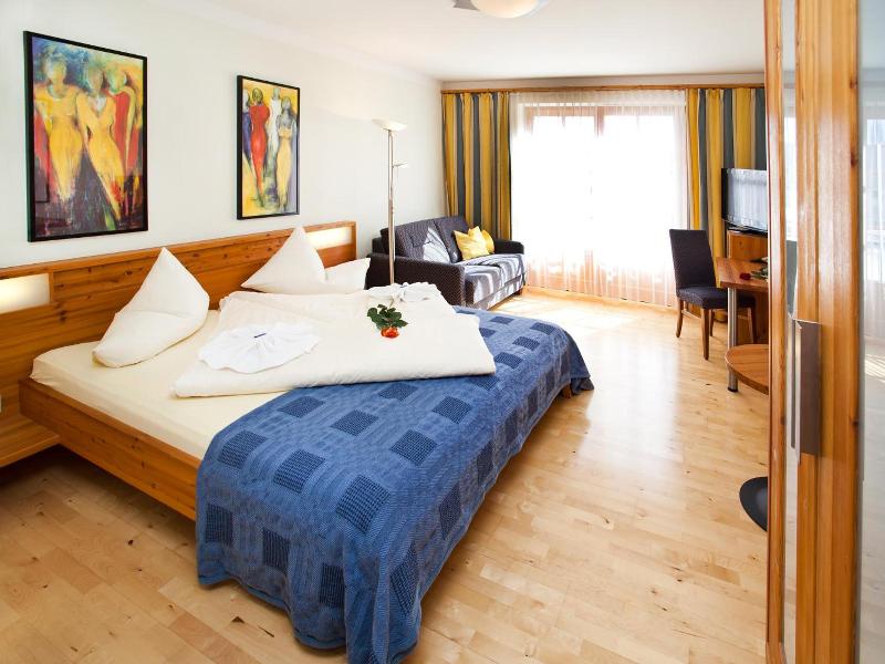 Hotel Binggl image