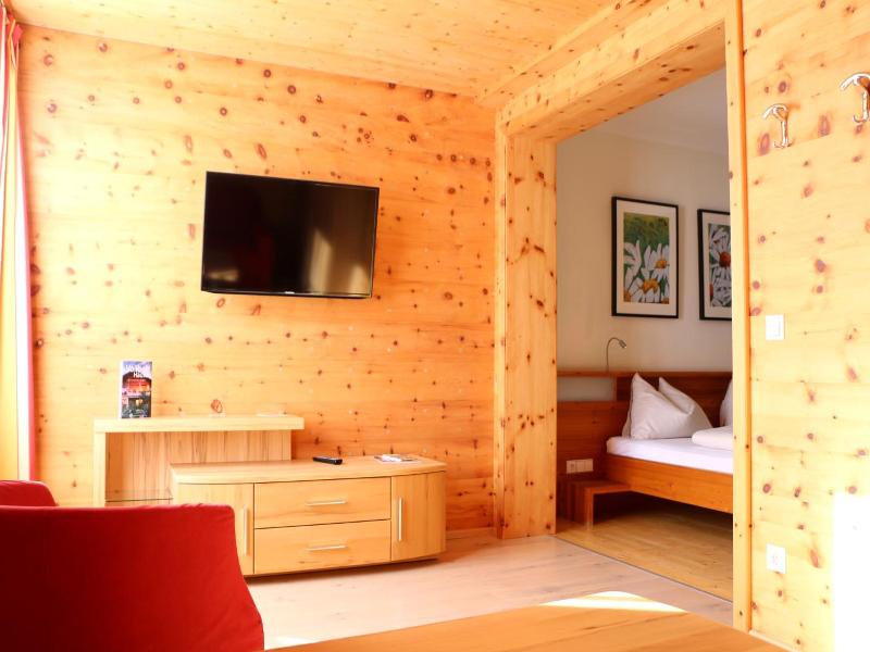 Hotel Binggl image