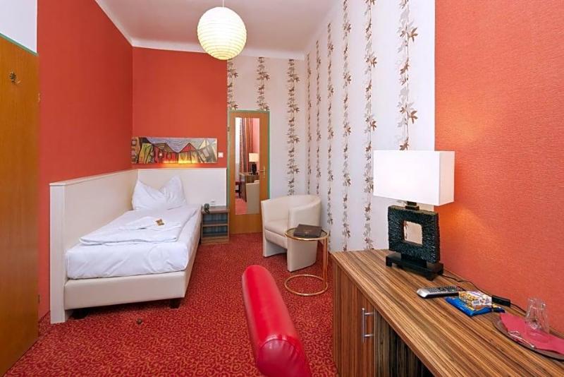 Stadthotel Hauser Eck image