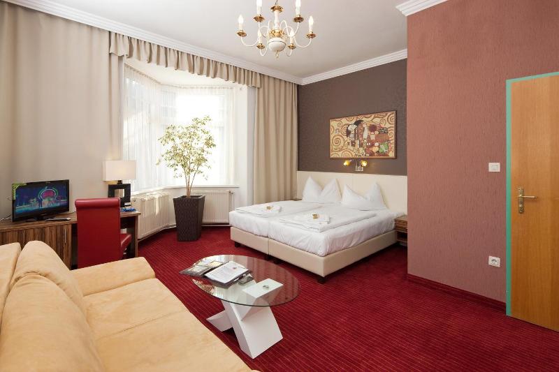 Stadthotel Hauser Eck image