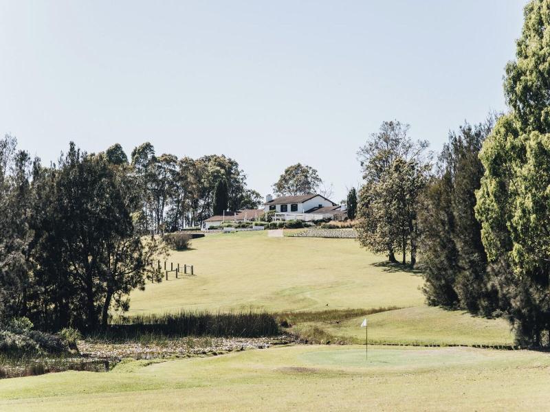 Oaks Ranch And Country Club image