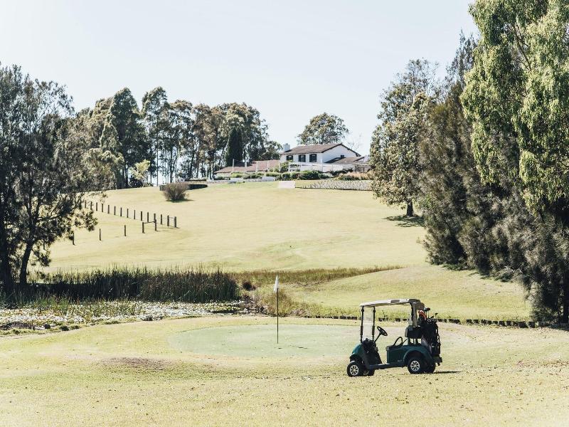 Oaks Ranch And Country Club image