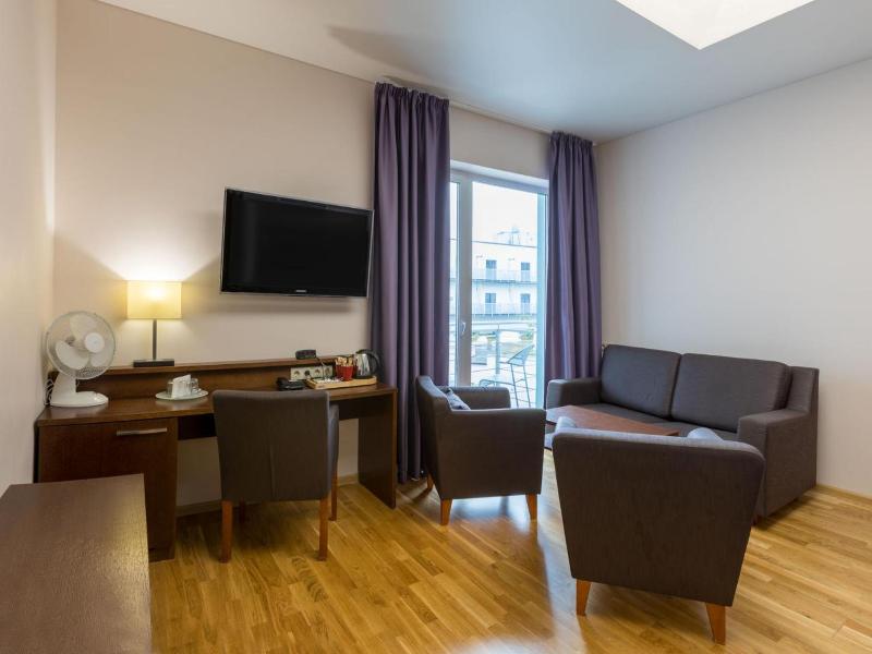 Viiking Spa Hotel image