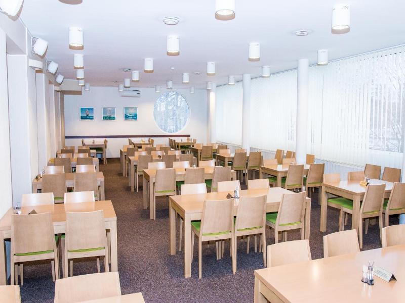 Viiking Spa Hotel image
