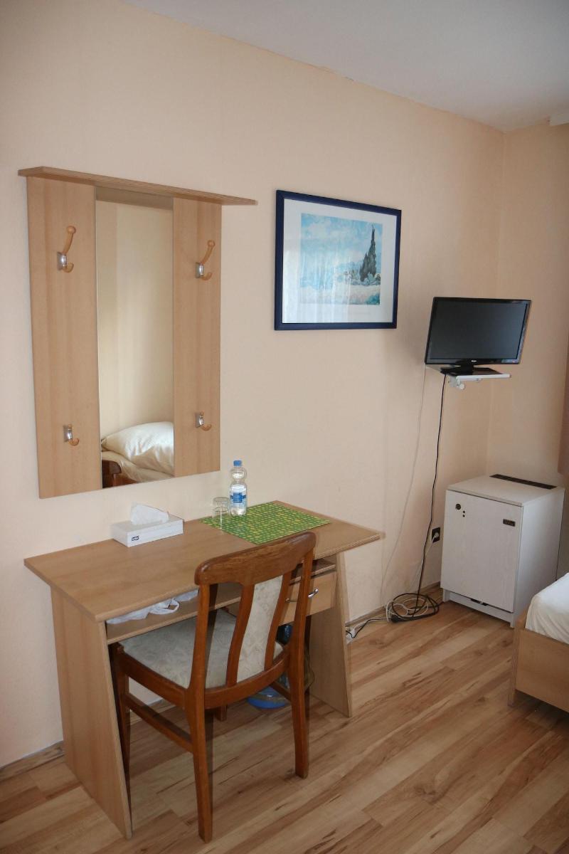 Hotel Apex image