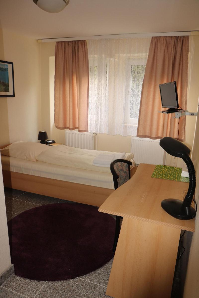 Hotel Apex image