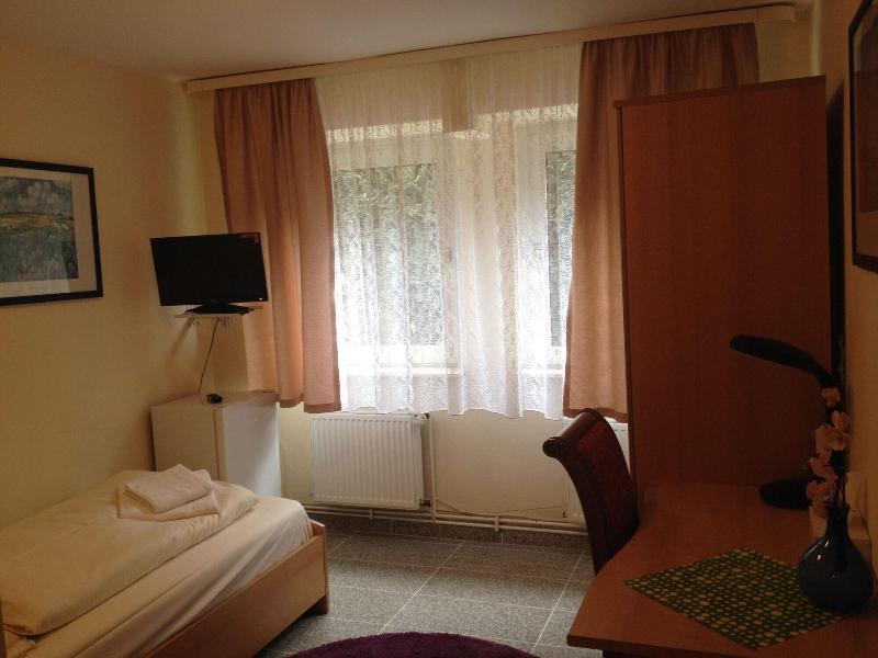 Hotel Apex image