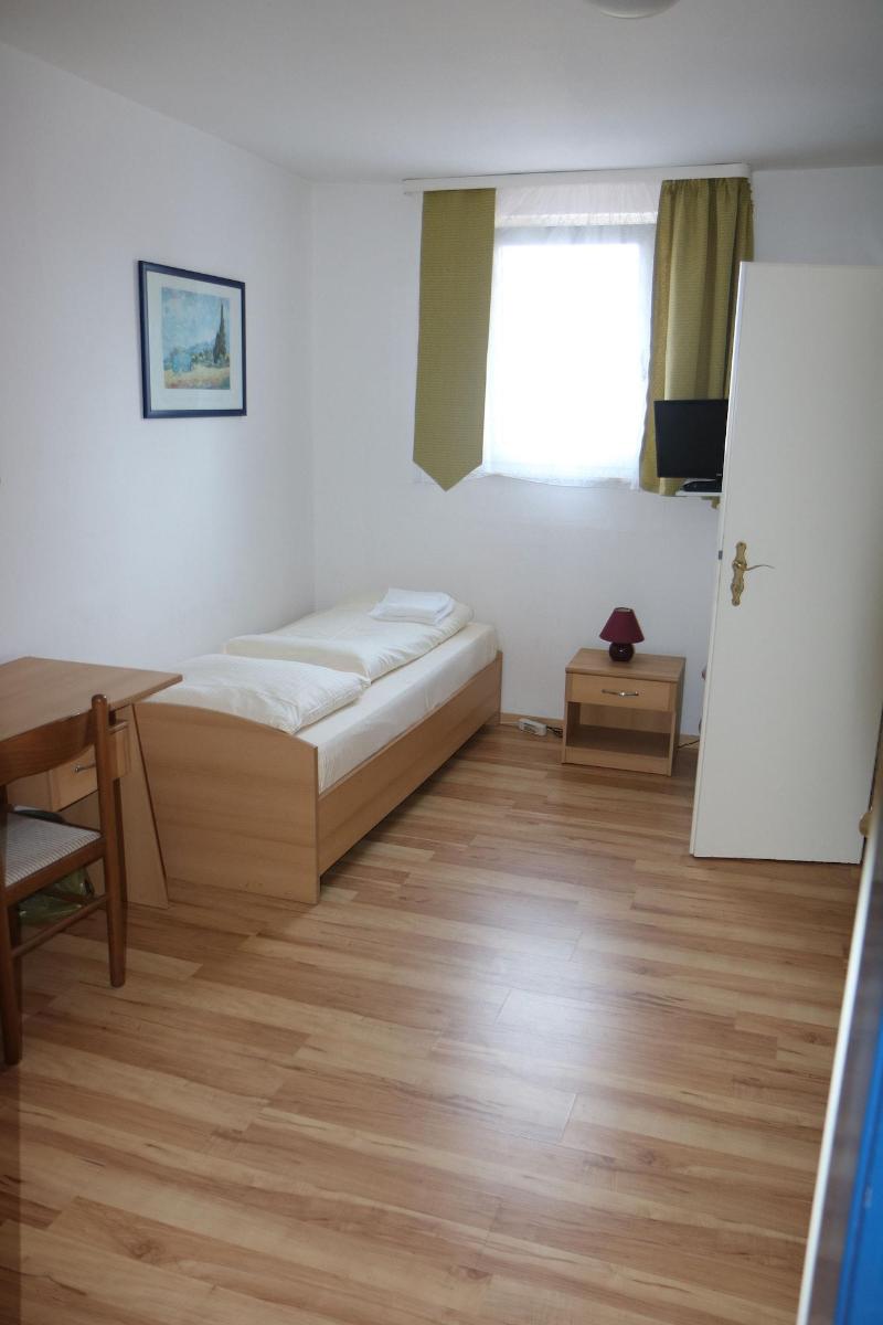 Hotel Apex image