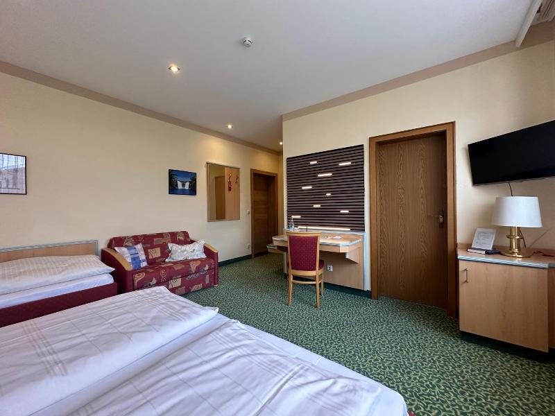 Rothsee Hotel image