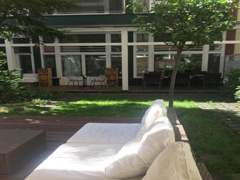 Apple City Hotel image