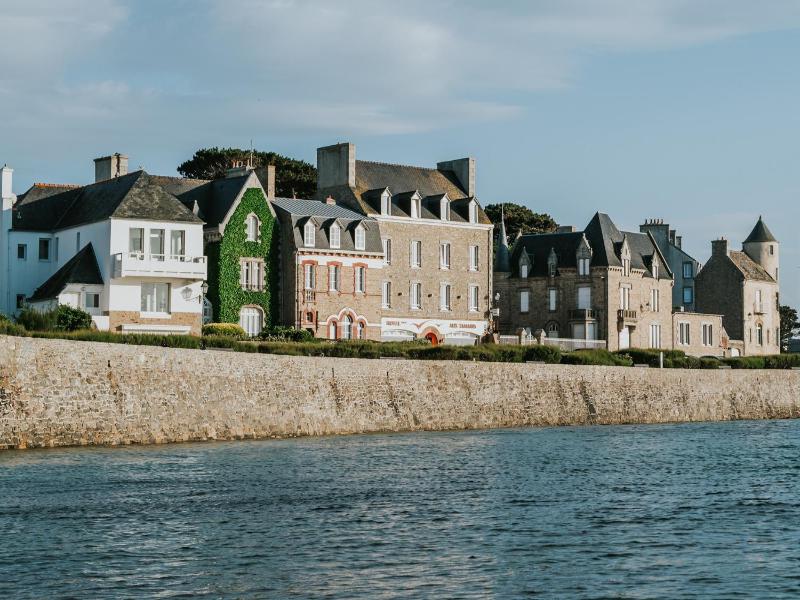 Hotel Aux Tamaris image