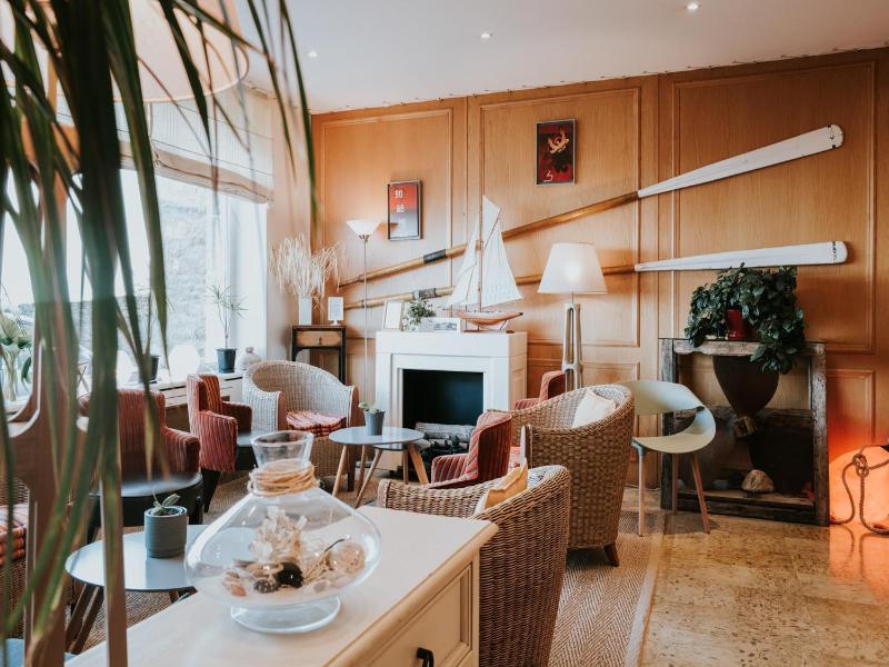 Hotel Aux Tamaris image