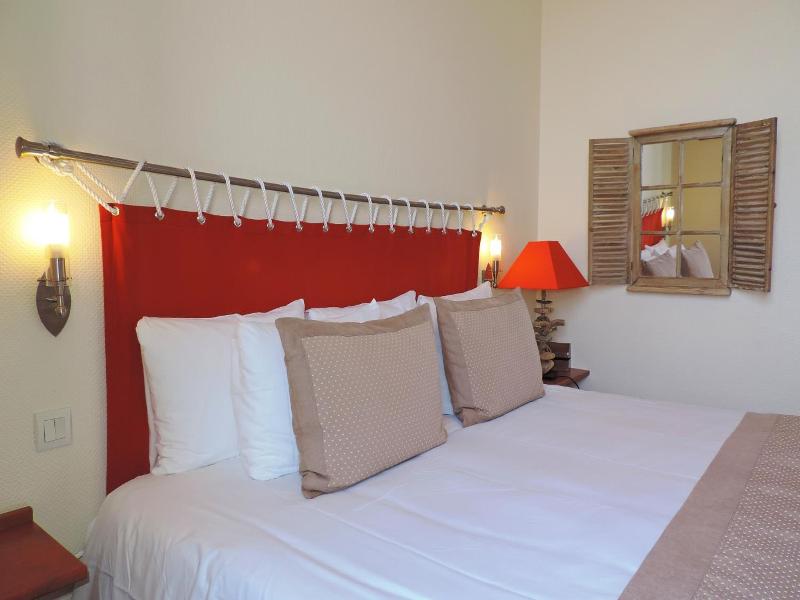 Hotel Aux Tamaris image