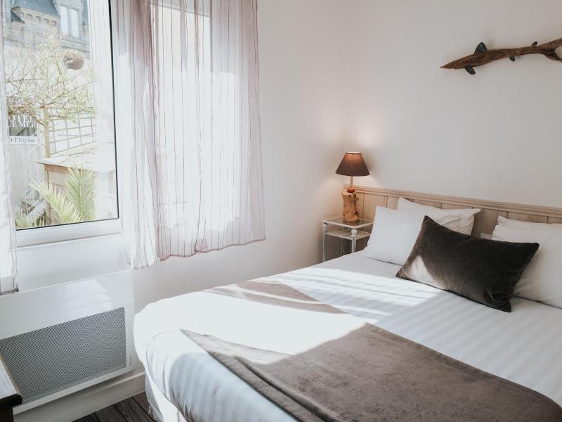 Hotel Aux Tamaris image
