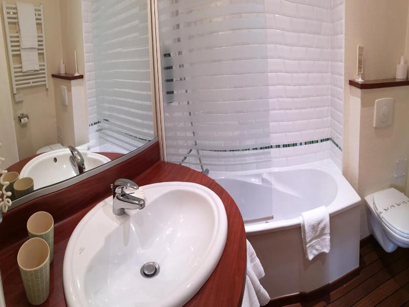 Hotel Aux Tamaris image