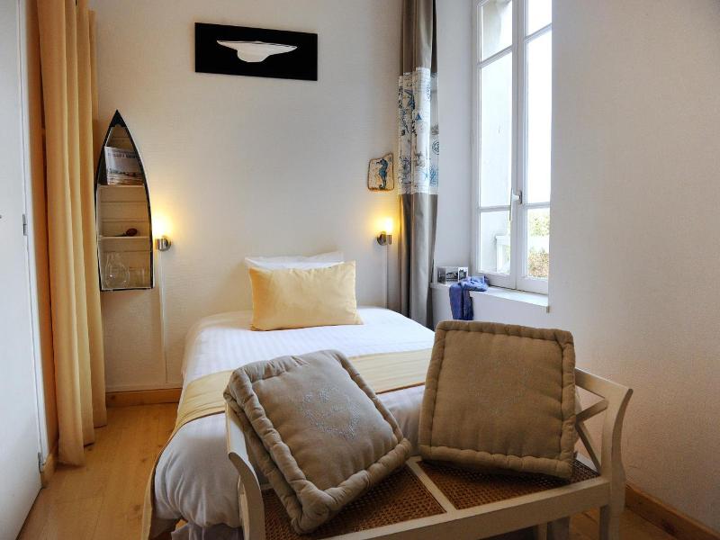Hotel Aux Tamaris image