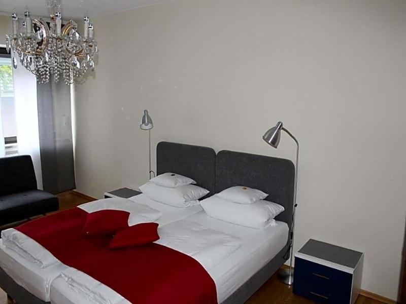 Hotel Garni Bellevue image
