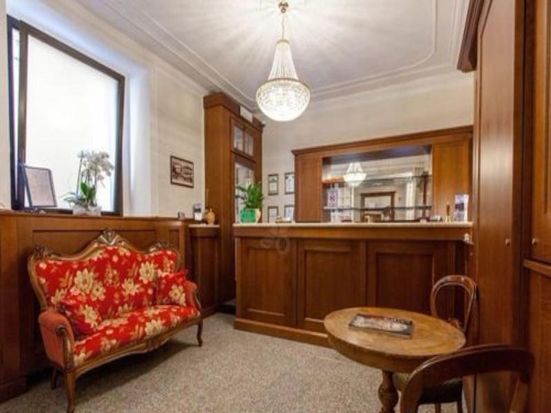 Hotel Garni Corona image