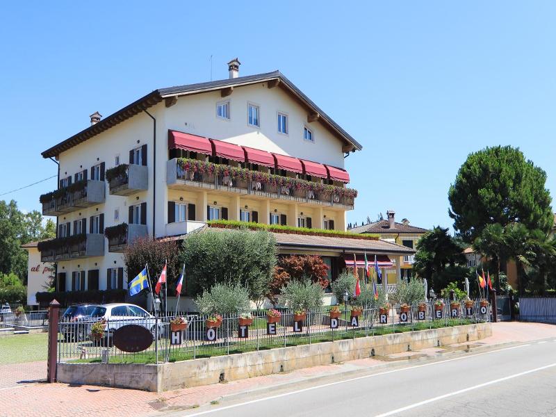 Hotel Da Roberto image