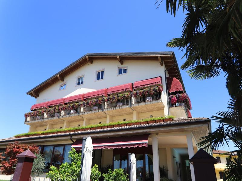 Hotel Da Roberto image
