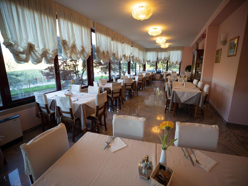 Hotel Da Roberto image