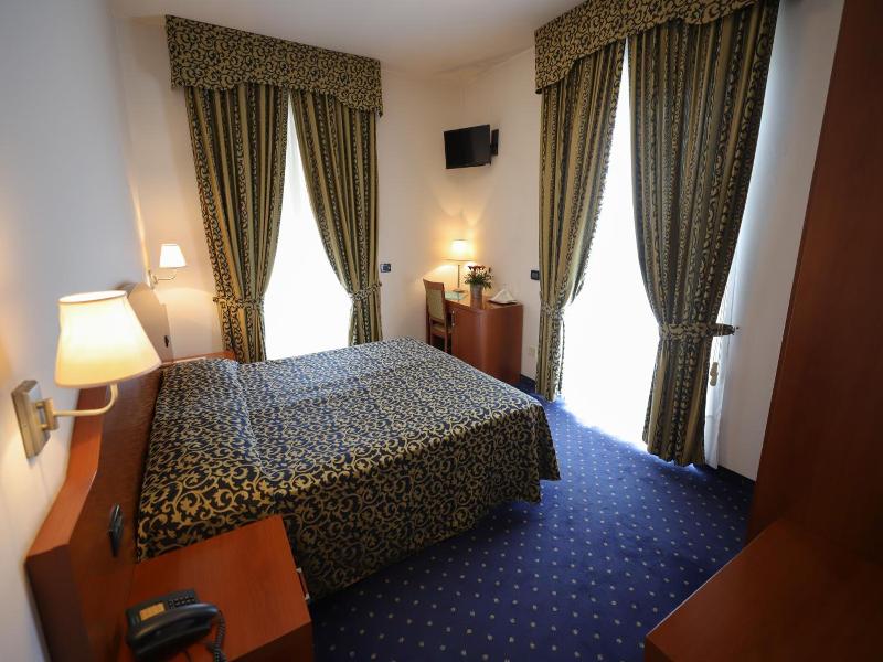 Hotel Da Roberto image