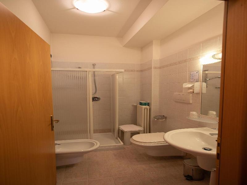 Hotel Da Roberto image