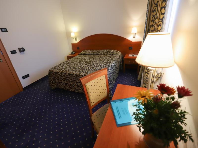 Hotel Da Roberto image