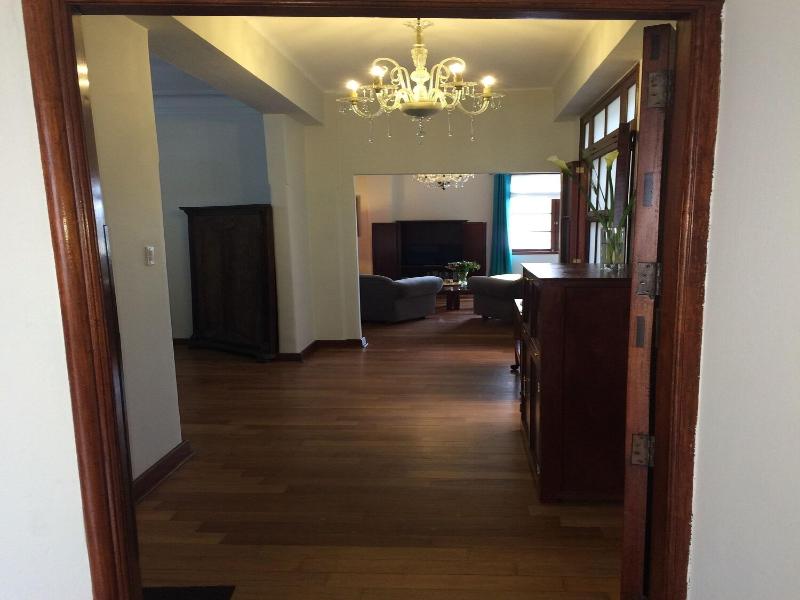Larq A Park Rooms image