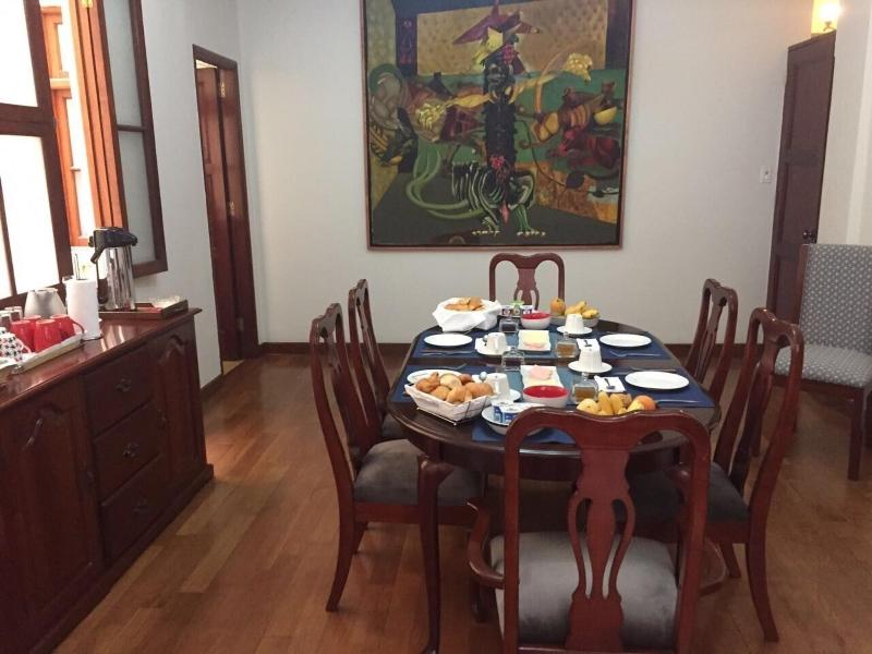 Larq A Park Rooms image