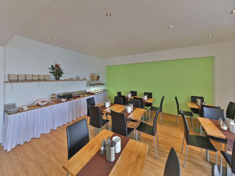 Montagehotel Business City image