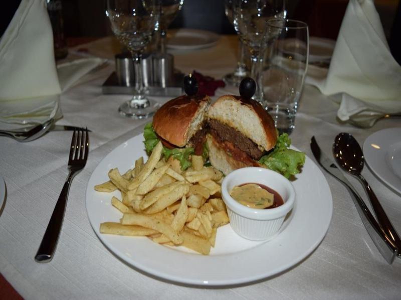 Beacon Hotel image
