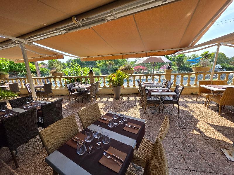 Logis Hotel Le Pardaillan image