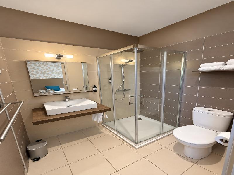 Logis Hotel Le Pardaillan image