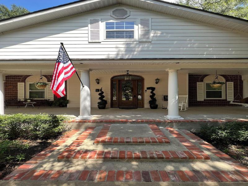 Opus House Bed And Breakfast image