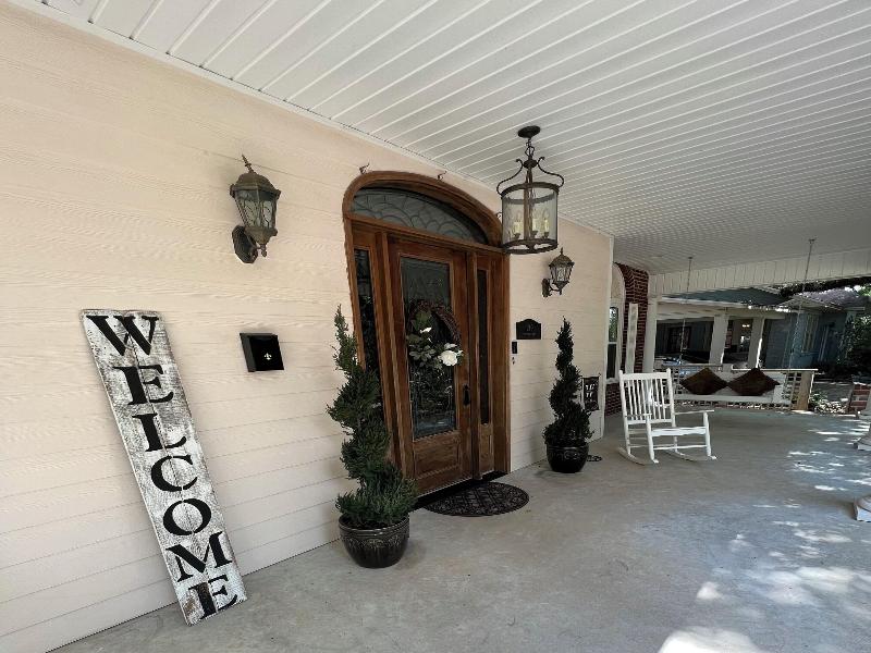 Opus House Bed And Breakfast image
